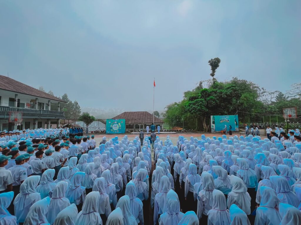 Peserta Didik Baru SMA Negeri 1 Taraju Terinspirasi Melalui MPLS MPLS