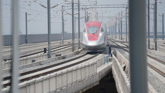 Kereta Api Cepat Jakarta-Bandung