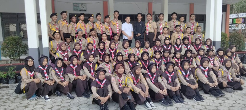 Latihan Gabungan UPT SMAN 9 dan SMAN 30 Bone