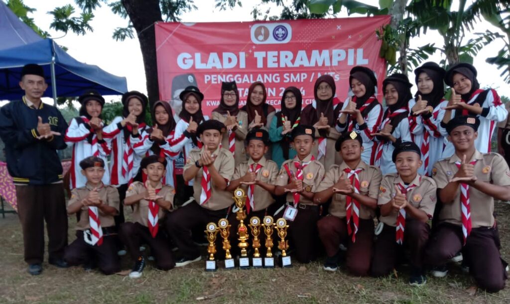 Prestasi Luar Biasa: SMPN 1 Cisayong Menjadi Juara Umum Gladi Terampil