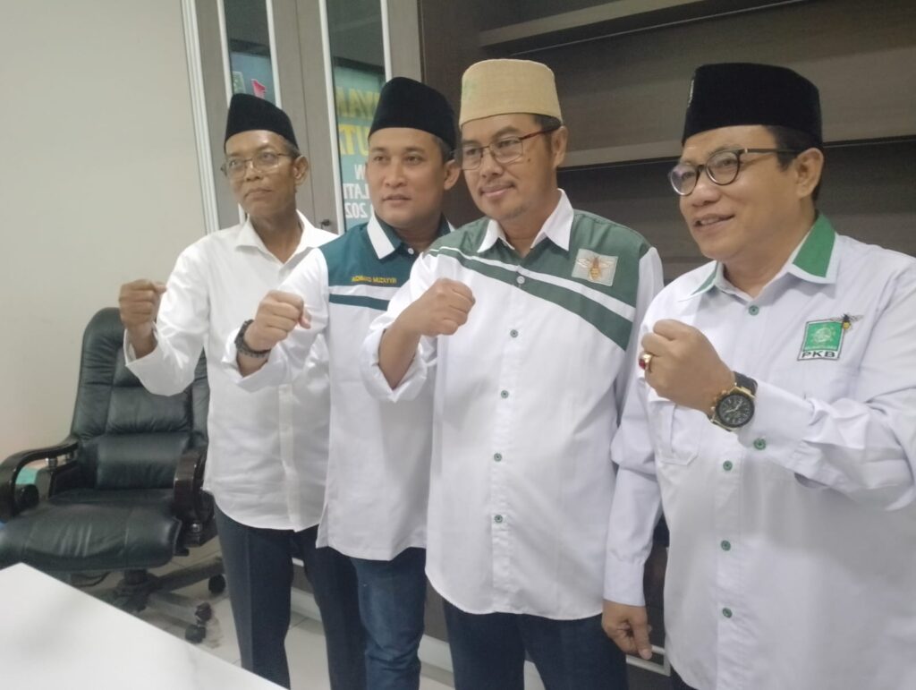 DPC PKB Sidoarjo Gelar Rapat Pleno Bahas Pengunduran Diri Ketua dan Penunjukan Plt Ketua Baru, Kamis(29/8/2024)(Ft: Dian/etara.id)