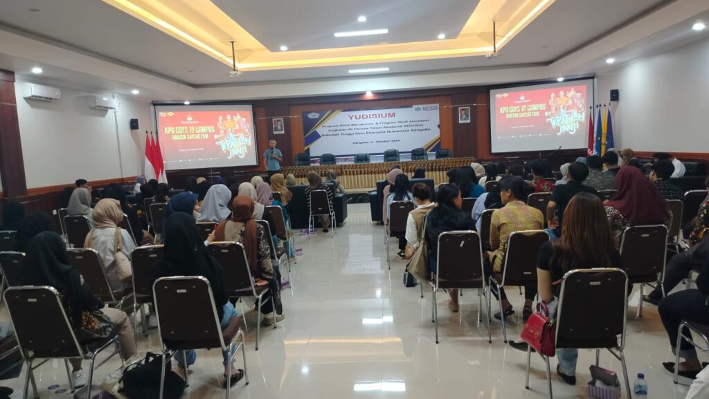 KPU Kutai Timur menggelar acara "Goes to Campus" di STIE Nusantara (STIENUS) Sangatta, Senin (28/10/2024).