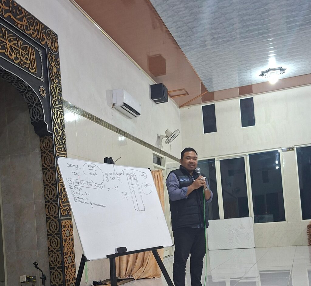 Komnas PA Jatim Kritik Keras Dapur MBG Mojokerto Berhenti Operasi Sekretaris Jenderal Komnas PA Jatim, Jaka Prima, SH., M.H., M.Pd.,