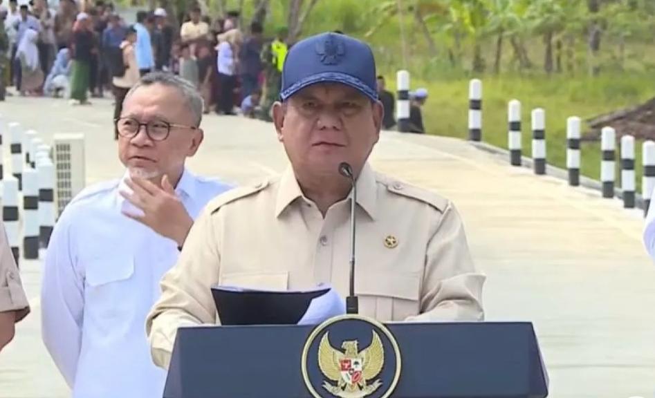 Prabowo Sebut Konektivitas Jalan Kunci Tekan Biaya Logistik