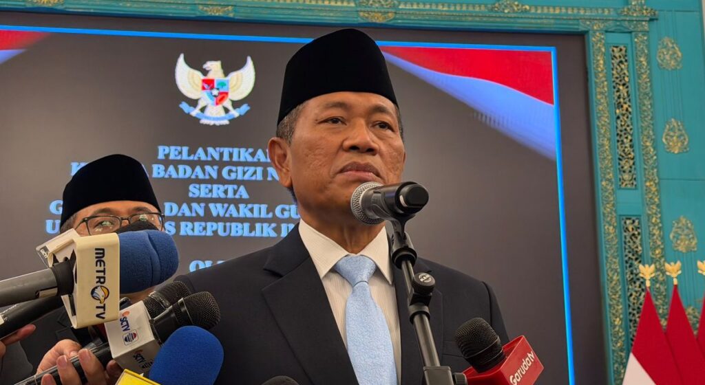 Donny Ermawan Taufanto, Gubernur Universitas Republik Indonesia (URI)