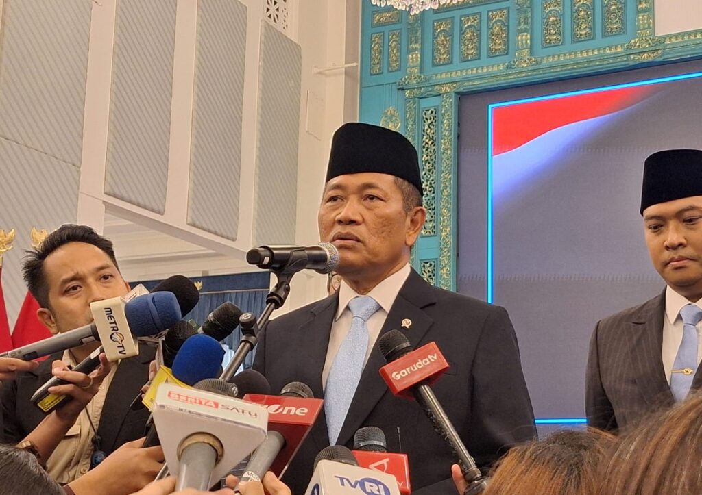 Bogor Jadi Lokasi Kampus Pertama Universitas Republik Indonesia Donny Ermawan Taufanto, Gubernur Universitas Republik Indonesia (URI).