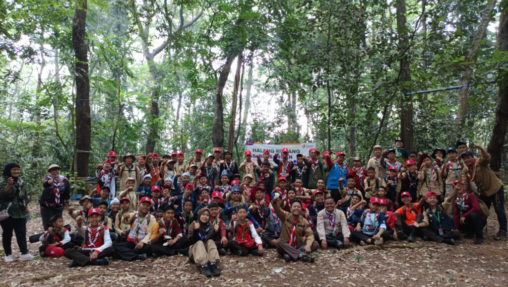 Di Atas Tali, Peserta Jamnas XII Belajar Saling Percaya